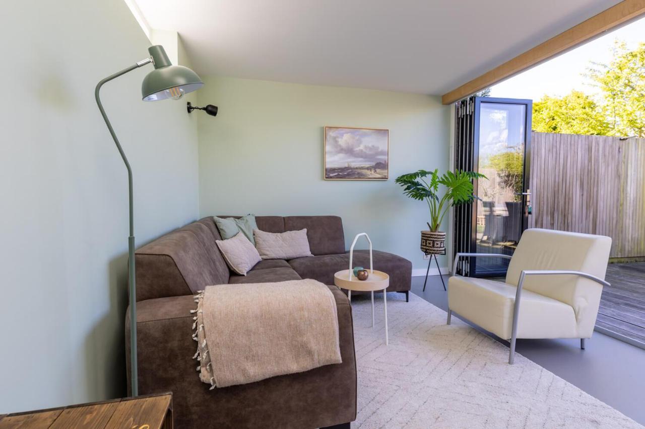 Kustlijn Vakantiewoning Holiday home *